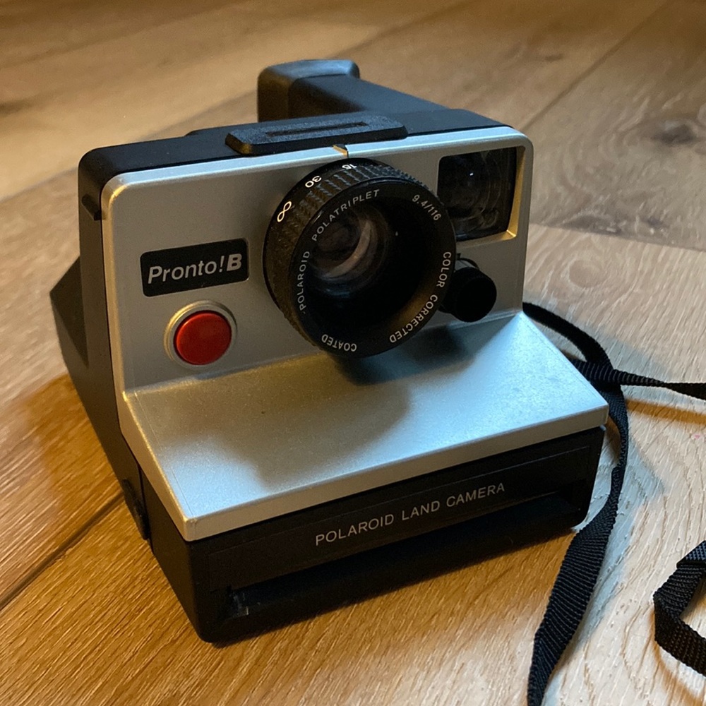 Vintage Polaroid Pronto! B Land Camera UNTESTED
